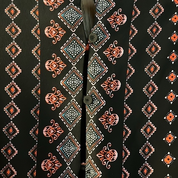 Forever 21 multi-colored maxi dress with long sleeves and peekaboo back. Size S - Picture 12 of 15